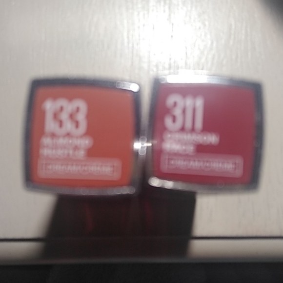 Three Maybelline lipstick - Picture 3 of 6